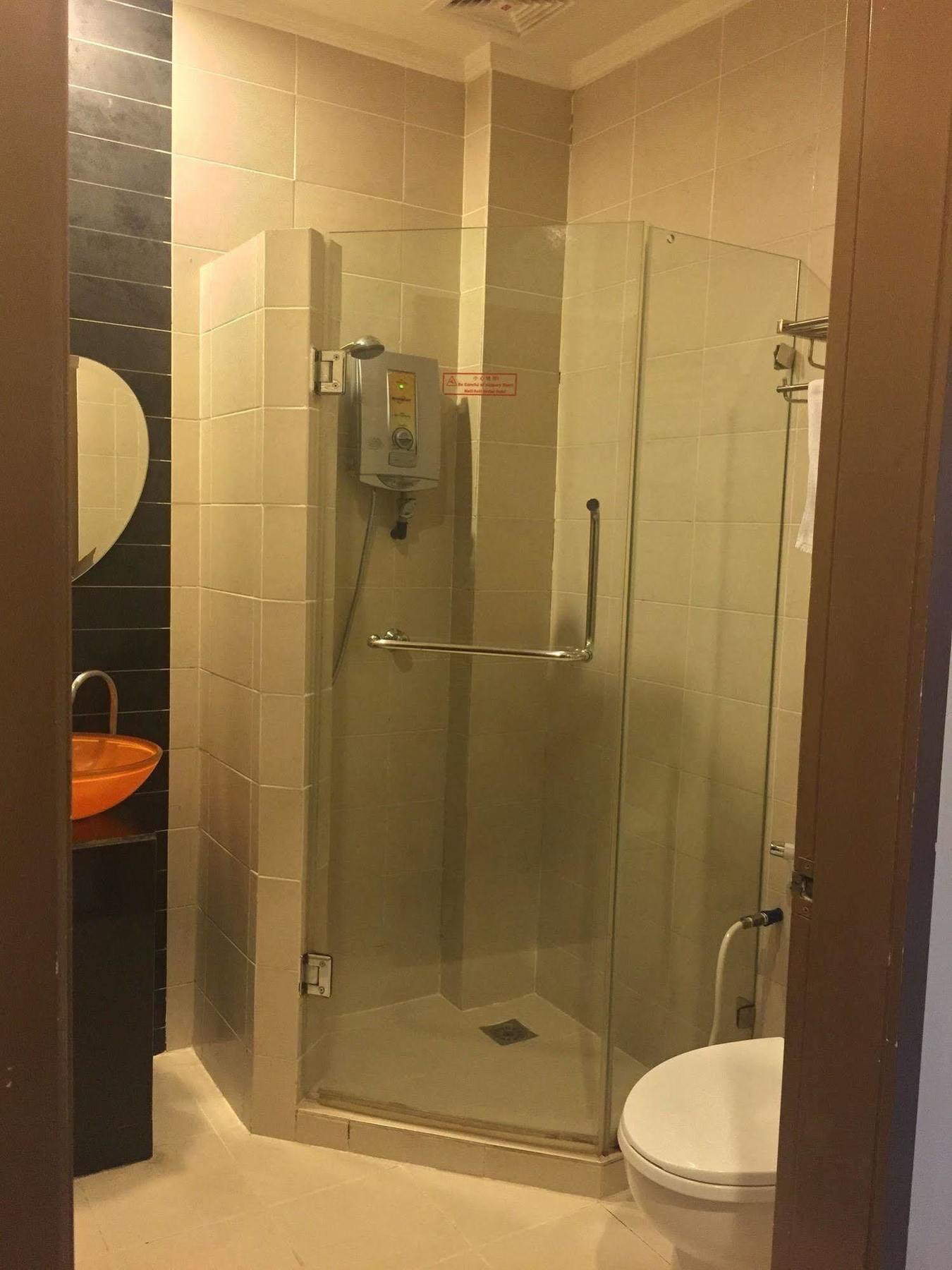 Kk Suites Hotel 코타키나발루 외부 사진